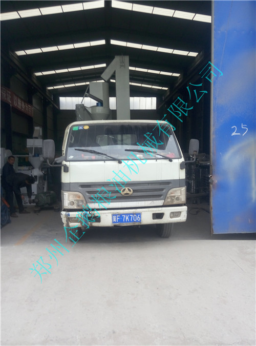 河北邢臺(tái)王先生預(yù)定的130型榨油機(jī)設(shè)備今發(fā)貨(圖1)