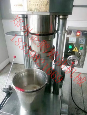 螺旋榨油機(jī)壓榨過程中遇到出油發(fā)黑情況怎么辦(圖2)