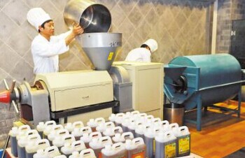 螺旋榨油機設(shè)備操作注意事項(圖1)