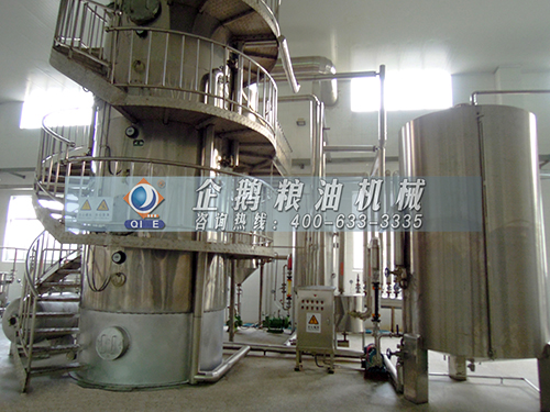 精煉油設(shè)備的使用注意事項(xiàng)鄭州企鵝告訴您