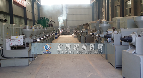 先進(jìn)榨油機(jī)設(shè)備仍需注意安全問題(圖1) 先進(jìn)榨油機(jī)設(shè)備仍需注意安全問題(圖1)